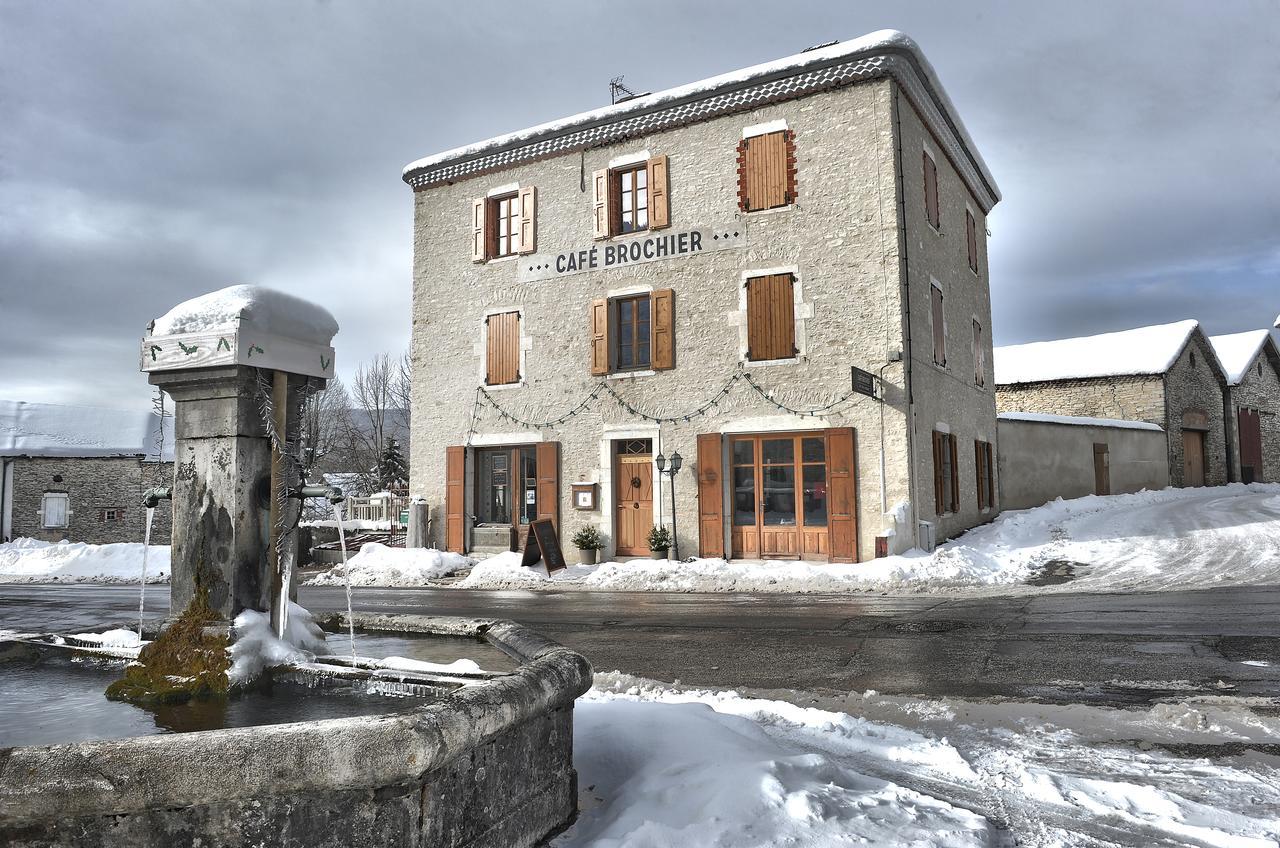 Cafe Brochier Hotel Saint-Julien-en-Vercors Exterior photo